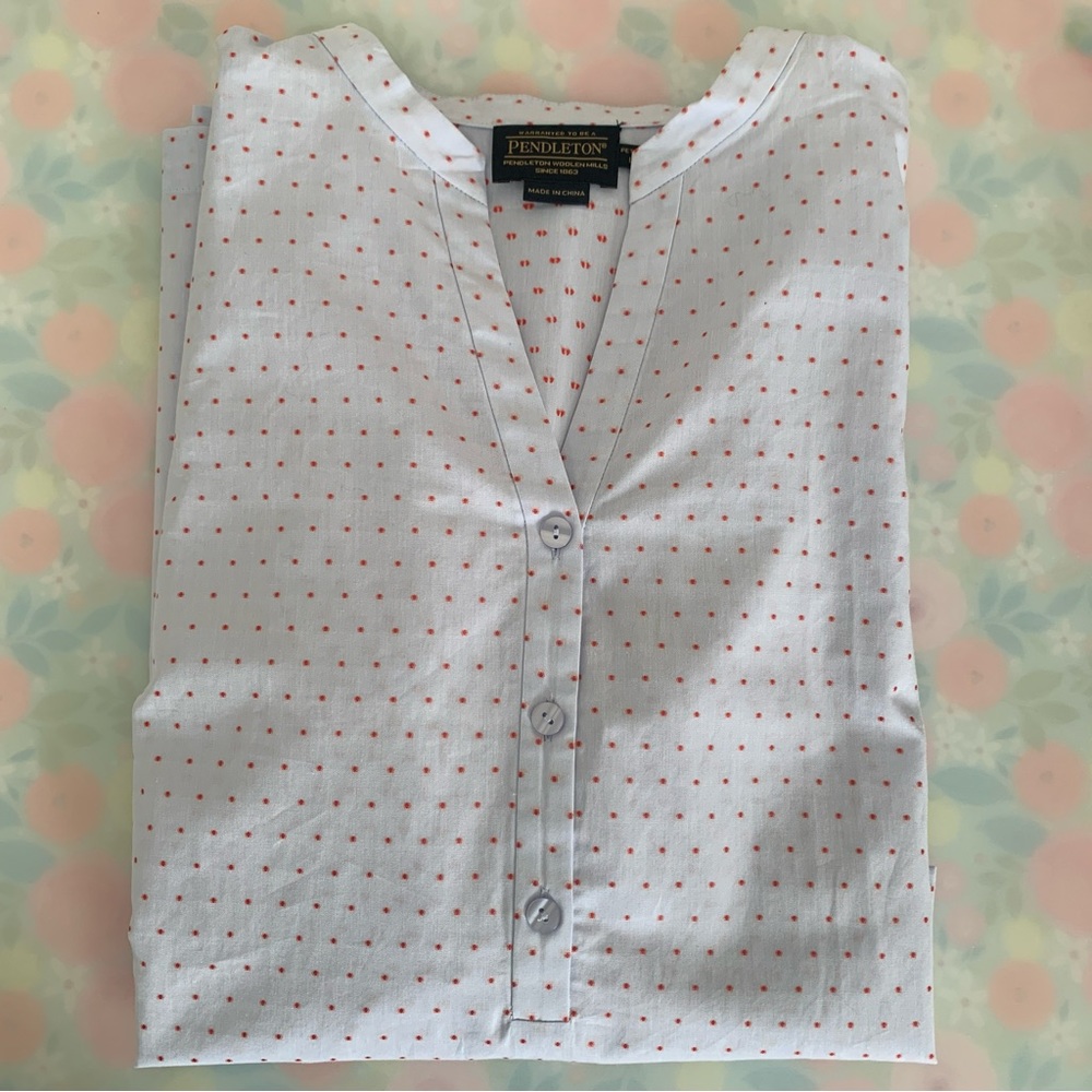 NWT Pendleton Tunic Large Petite. Lt. blue w/ mini red polka dots. 3/4 sleeves.